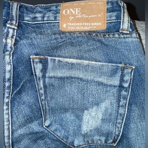 Free People by One Teaspoon: Trashed Free Birds Blue Denim Jeans Size 25